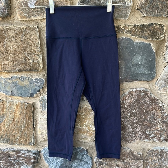 Lululemon Athletica Align Crop Legging (19" inseam) in Navy Blue Size 4 - Picture 1 of 5
